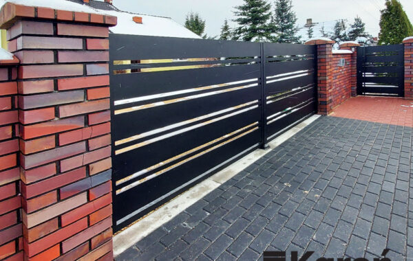 Ogrodzenia aluminiowe z profili 200 i 30 – Miedźno k. Częstochowy, woj. śląskie | Karoń