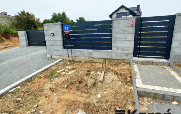 Ogrodzenie aluminiowe panelowe – Bobrowniki, woj. śląskie | Karoń