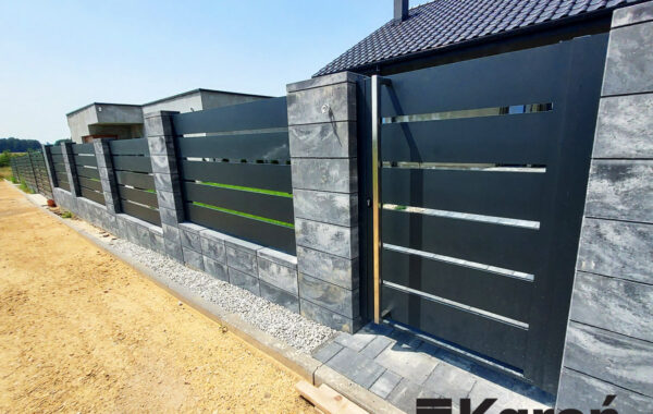 Ogrodzenie aluminiowe z szerokich profili – Pyrzowice, woj. śląskie | Karoń