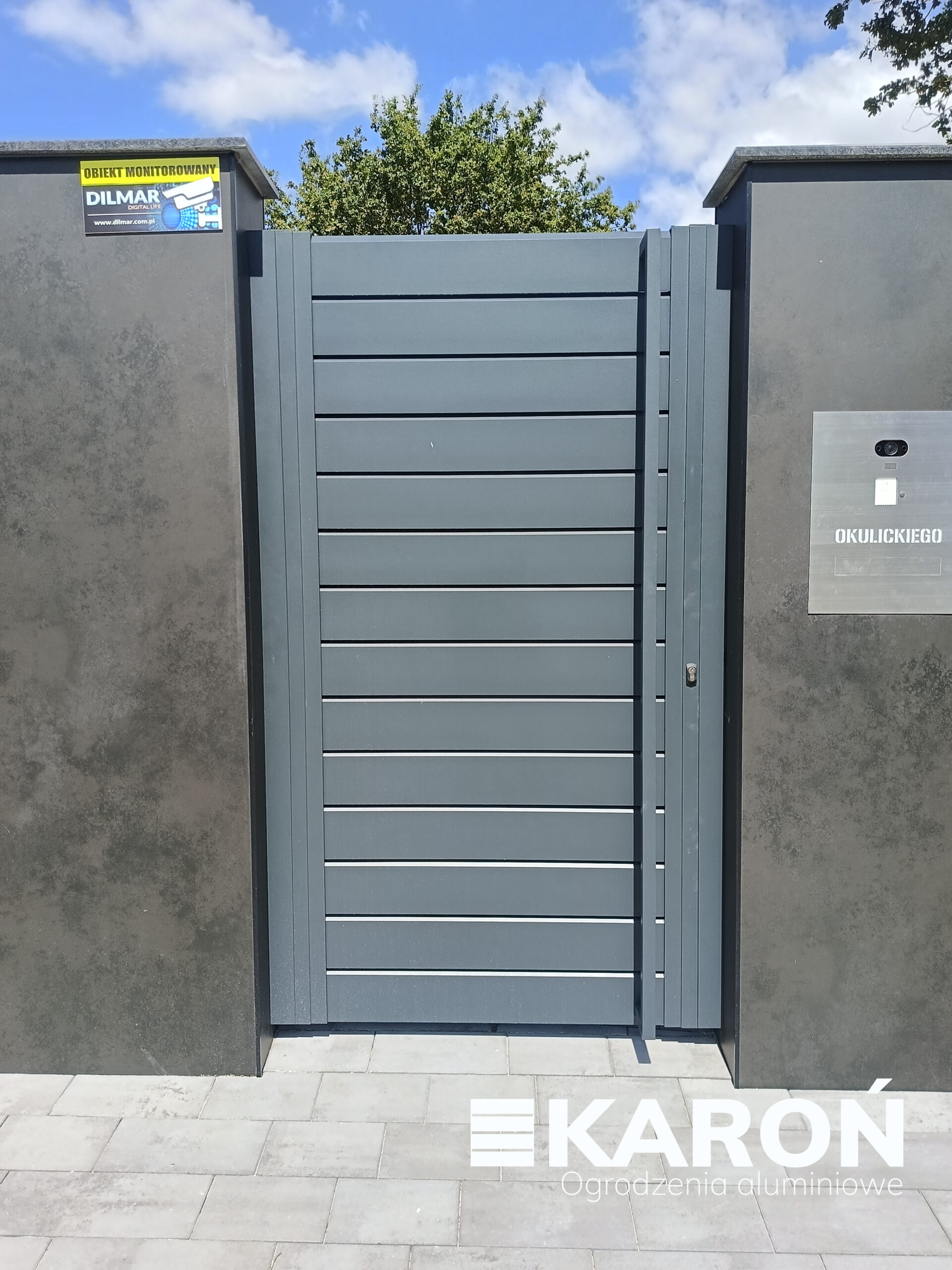 Brama aluminiowa żaluzjowa – realizacja Częstochowa